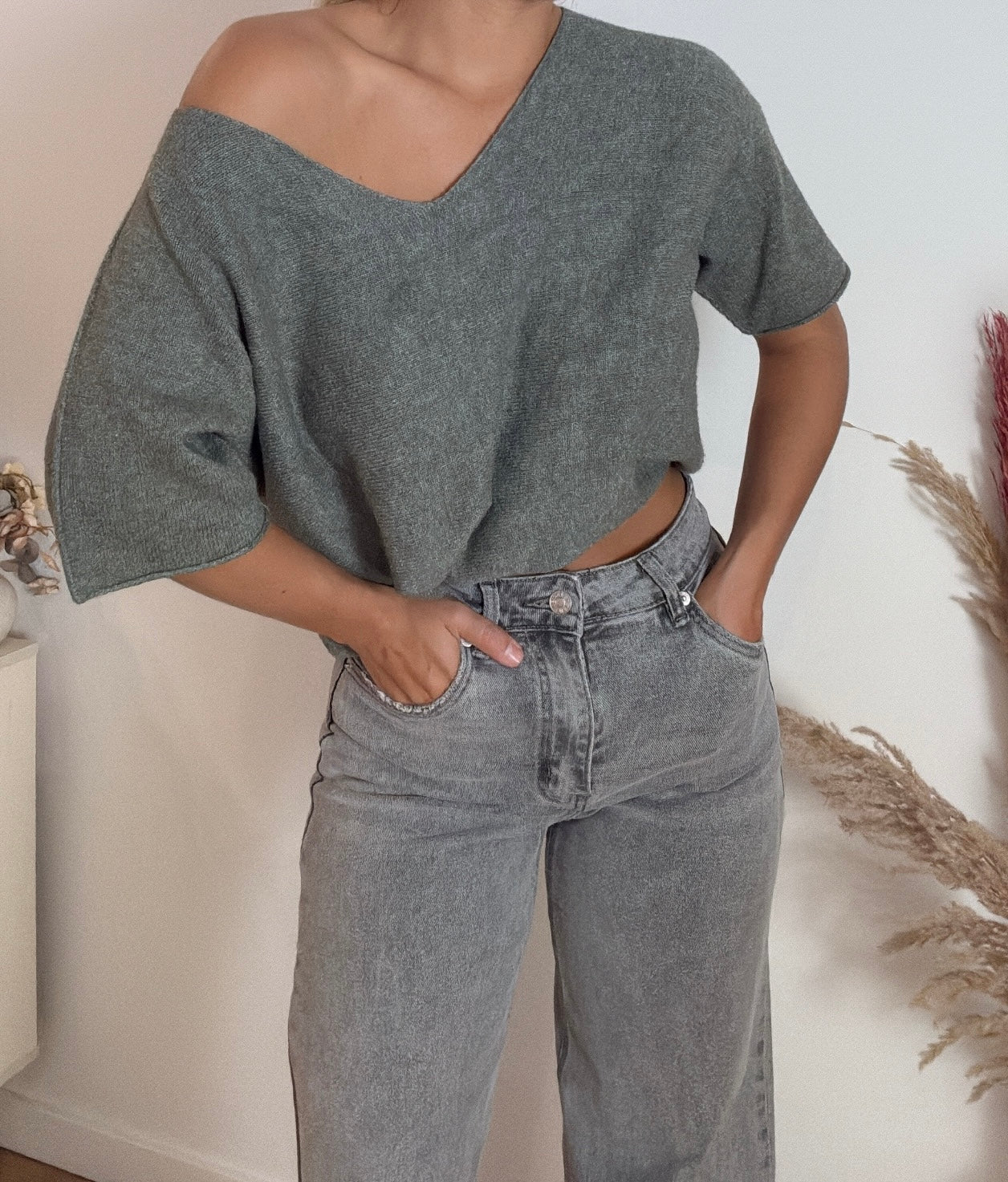 Off shoulder truitje kaki