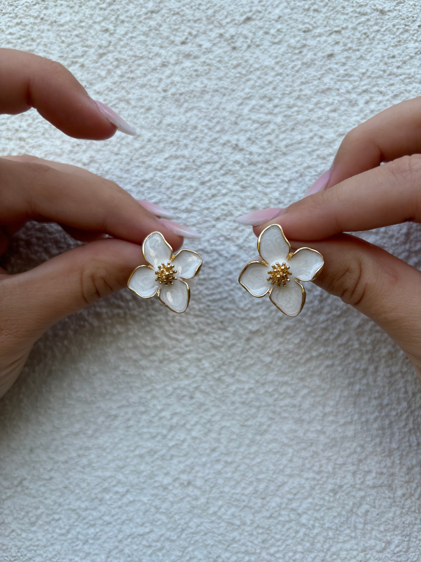 White flower earrings