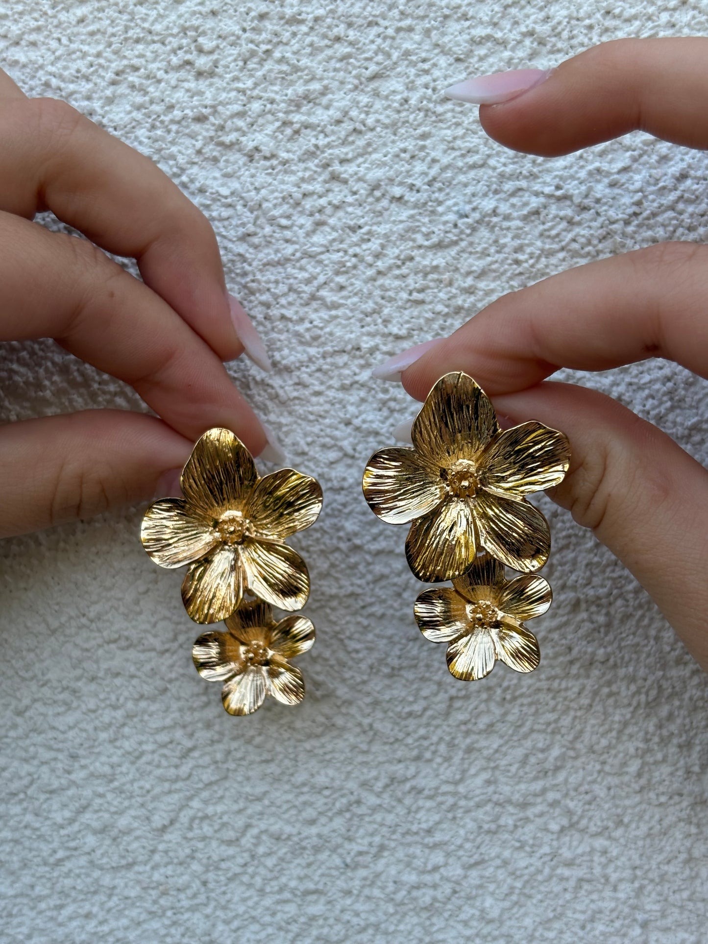 DUBBLE FLOWER EARRING