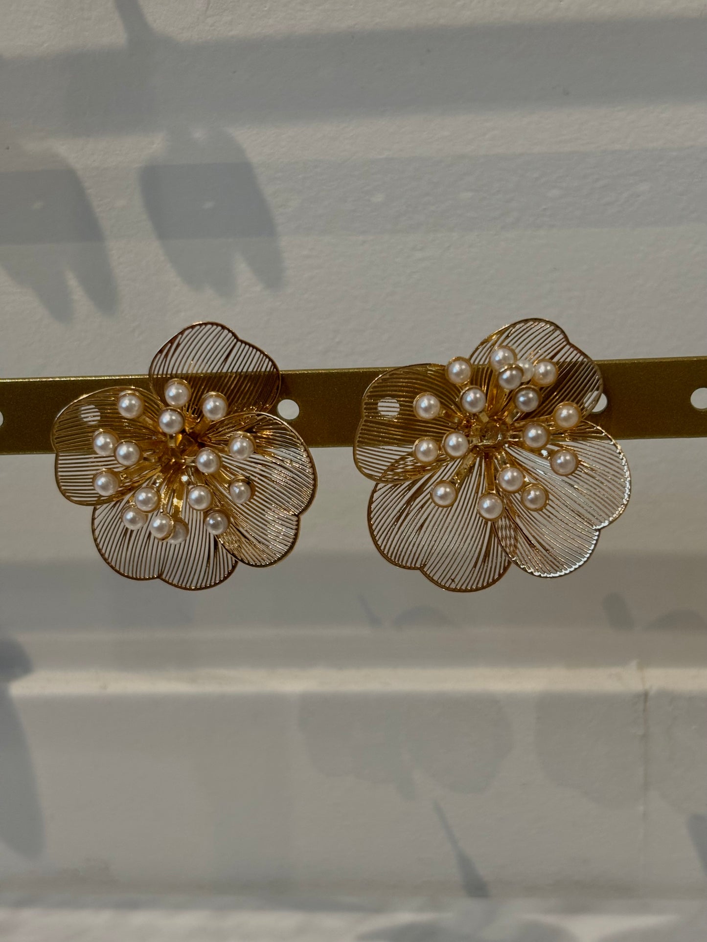 Pearl Flower earrings