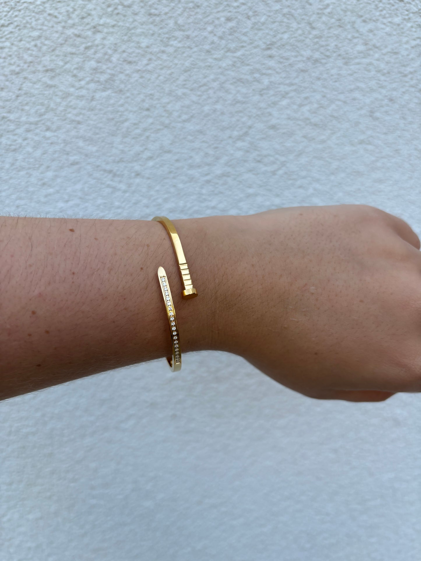 GOLDEN NAIL BRACELET